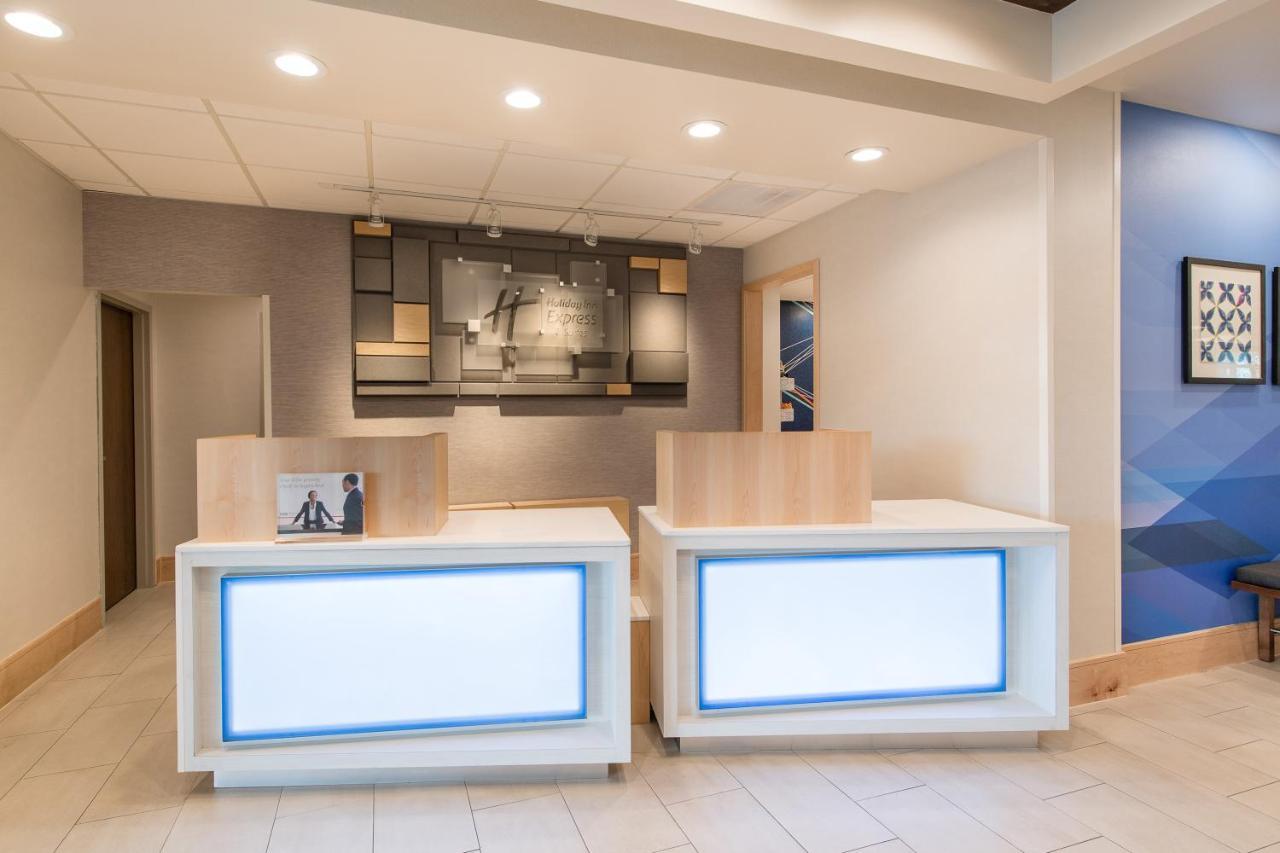 Holiday Inn Express & Suites Columbia-I-26 @ Harbison Blvd By Ihg Zewnętrze zdjęcie