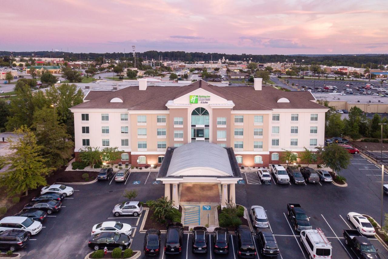 Holiday Inn Express & Suites Columbia-I-26 @ Harbison Blvd By Ihg Zewnętrze zdjęcie