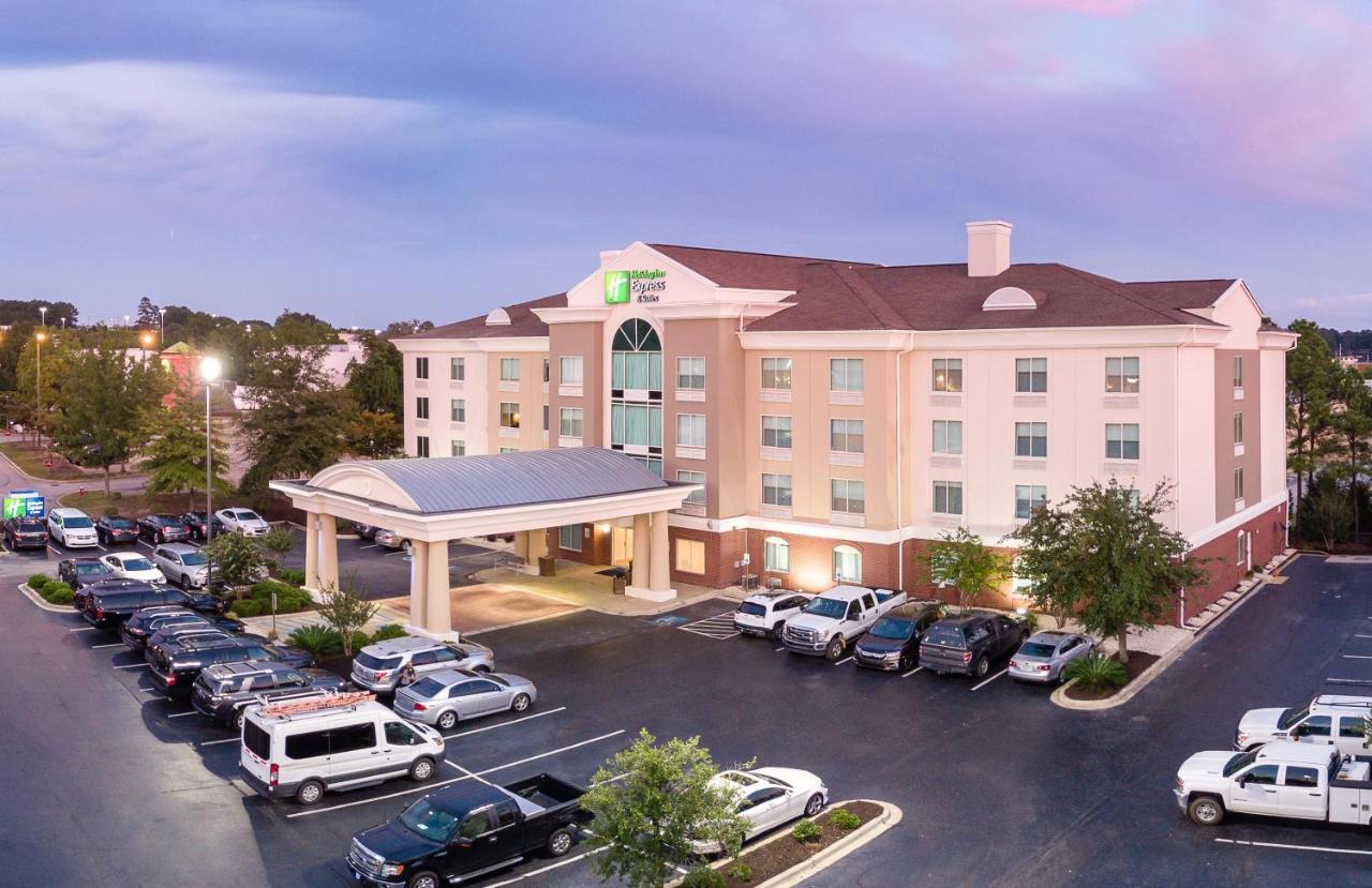 Holiday Inn Express & Suites Columbia-I-26 @ Harbison Blvd By Ihg Zewnętrze zdjęcie